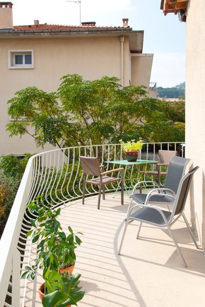 Appartement D Artiste Йер Экстерьер фото